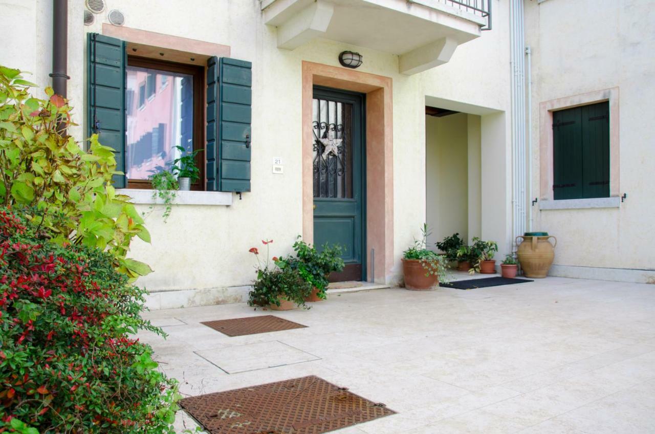 Il Salice Apartment Treviso Luaran gambar